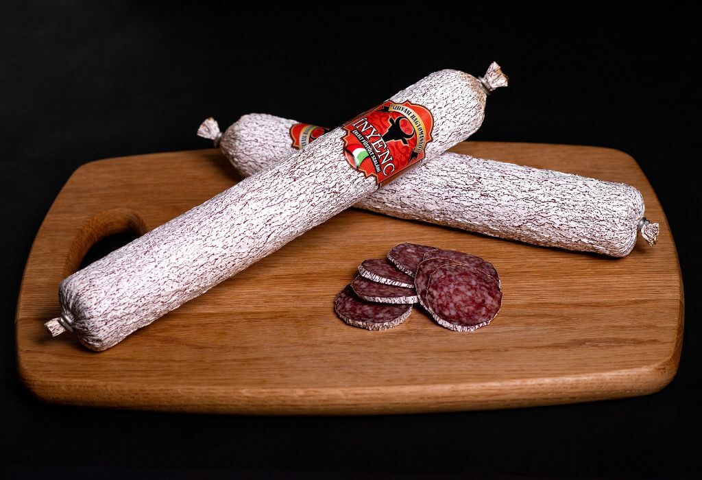 Szilváshús ínyenc szalámi